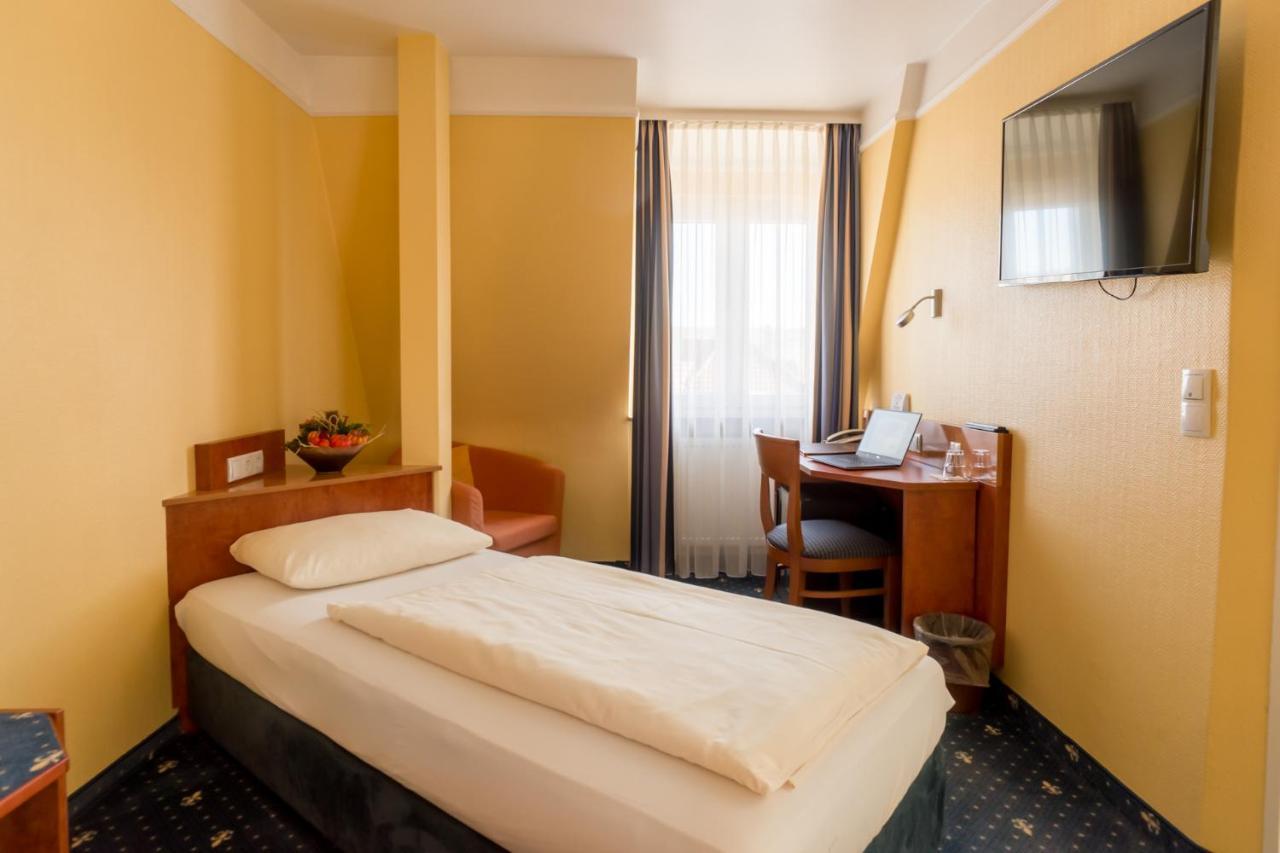Aparthotel Astro - Nichtraucherhotel Στουτγκάρδη Εξωτερικό φωτογραφία