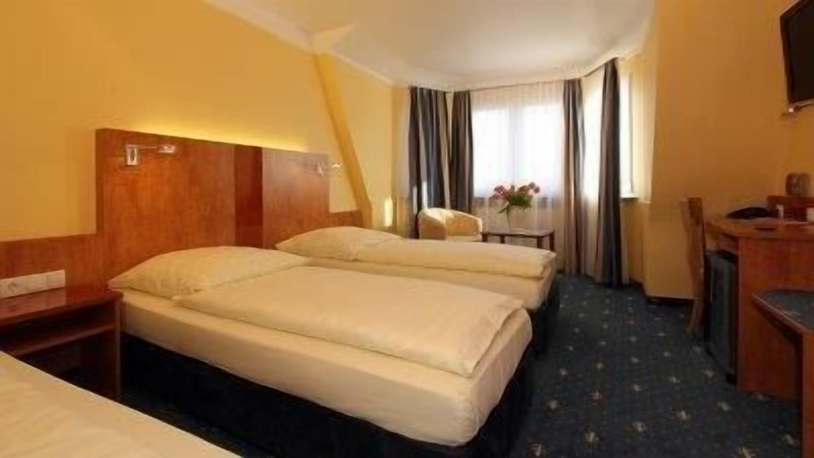 Aparthotel Astro - Nichtraucherhotel Στουτγκάρδη Εξωτερικό φωτογραφία